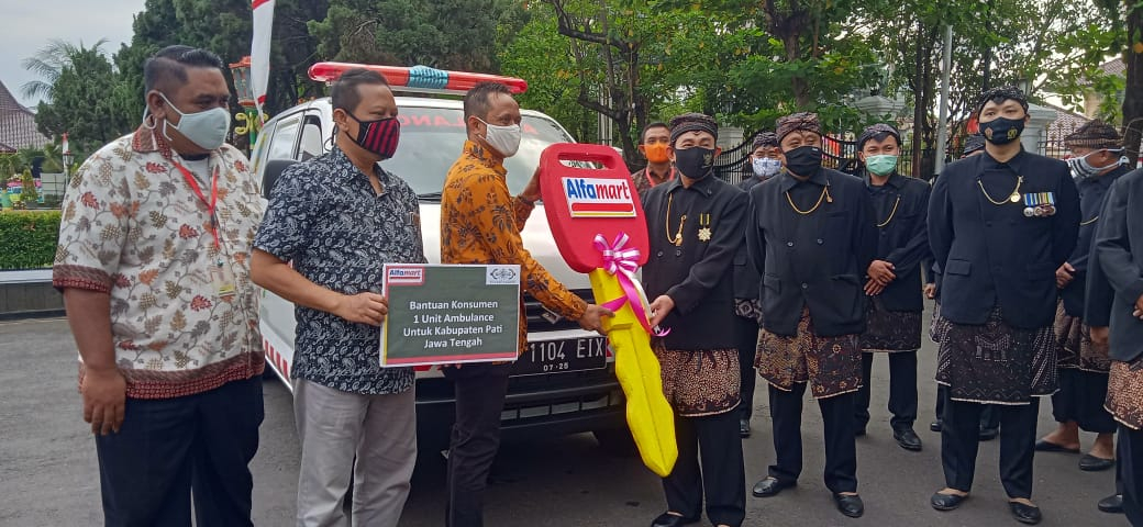 News Banner Ambulance Untuk Masyarakat Pati